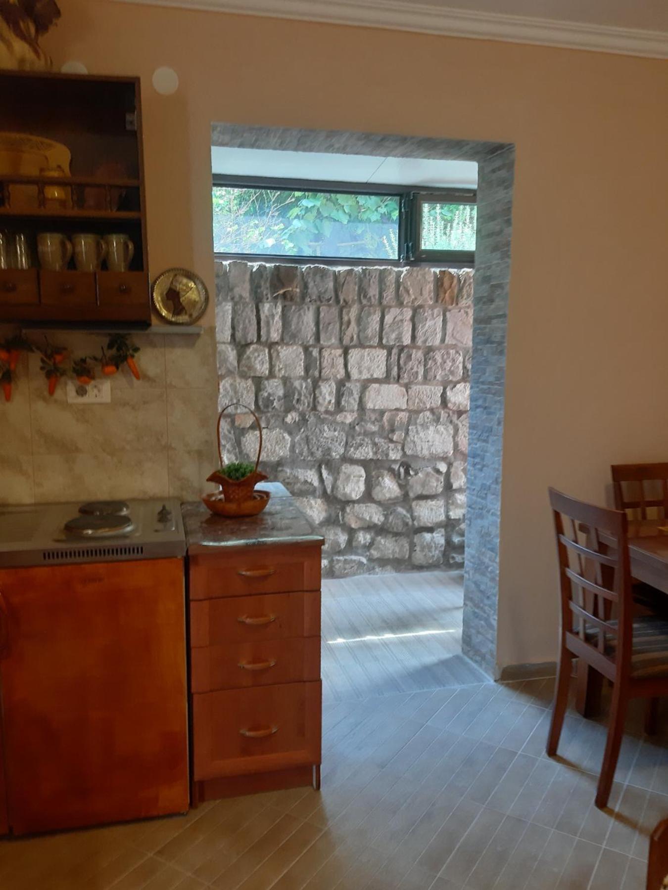 Piano Apartments Kotor Zimmer foto
